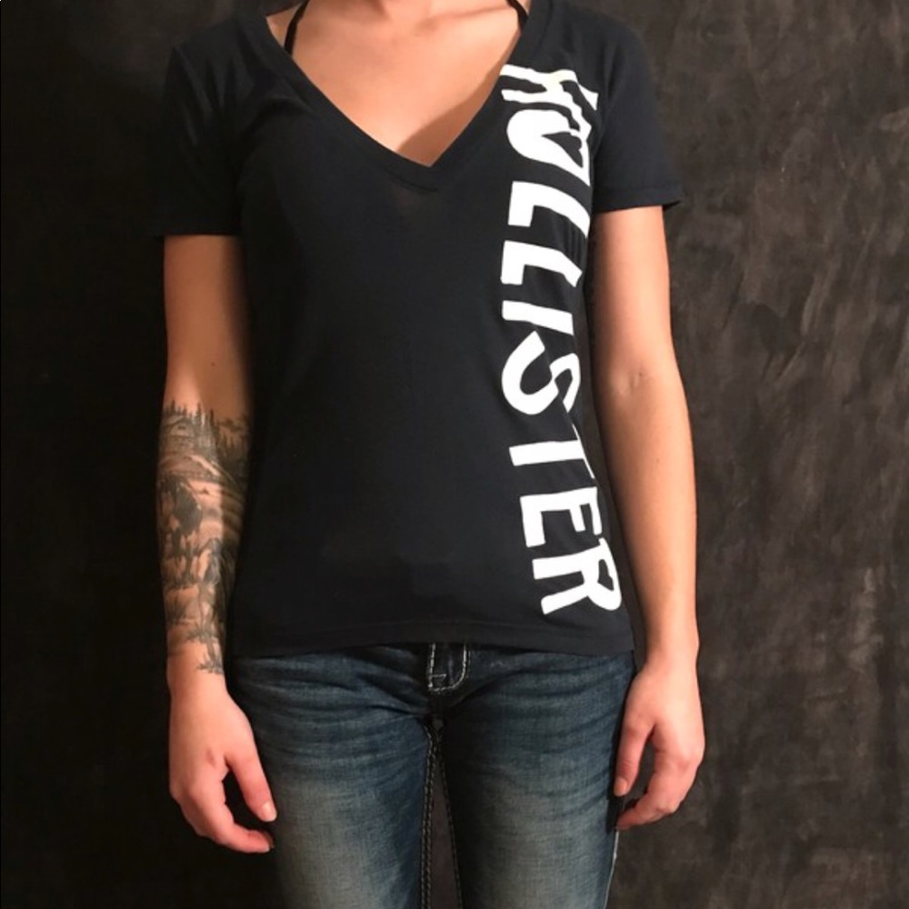 Hollister T-Shirt